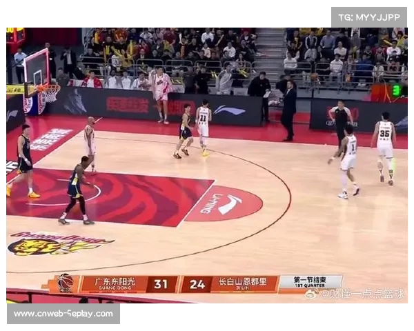 广东快攻体系失效，奎因8次失误揭示战术执行漏洞。